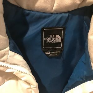 The North Face Jackets & Coats - Women’s North Face 550 Puffer Vest The North Face Jackets & Coats - Women’s North Face 550 Puffer Vest